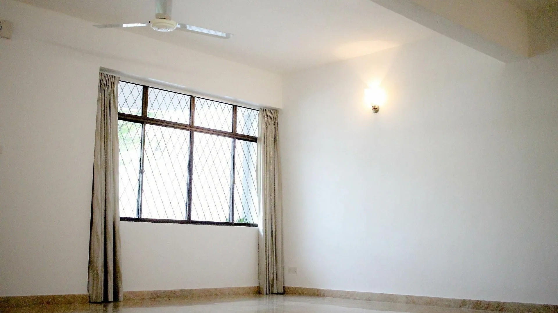 Hotel Sixteen Miami Batu Ferringhi George Town